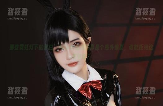 Azami 那些霓虹灯下的黑白,Azami的原图真是个意外惊喜,谁能拒绝这样壁纸?
