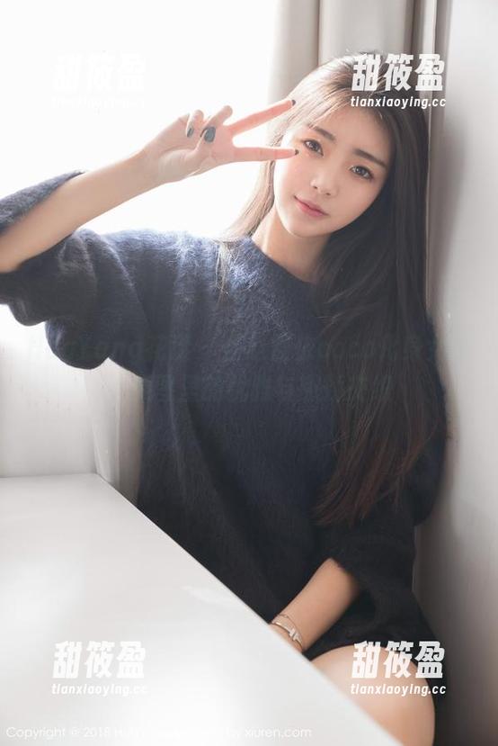 HuaYang花漾-赵惟依coco HuaYang花漾 - 当赵惟依coco化身女仆,原图里的优雅与撒娇交织