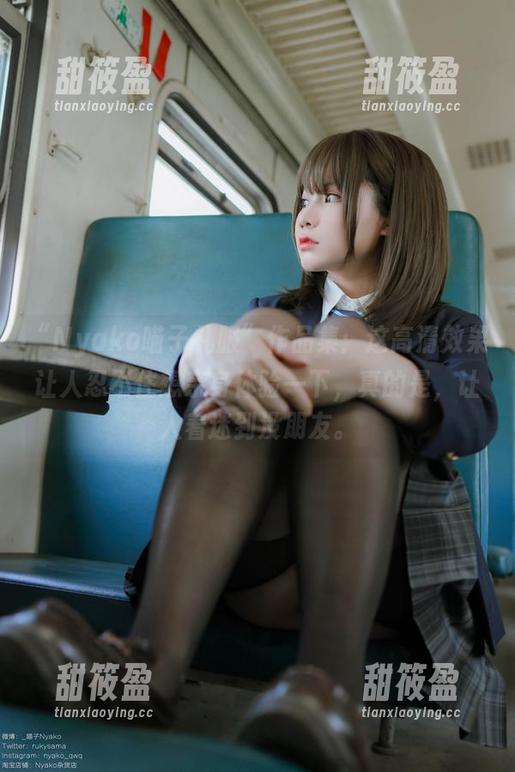 Nyako喵子 “Nyako喵子礼服”作品集:这高清效果让人忍不住想亲身体验一下,真的是,让人着迷到没朋友。