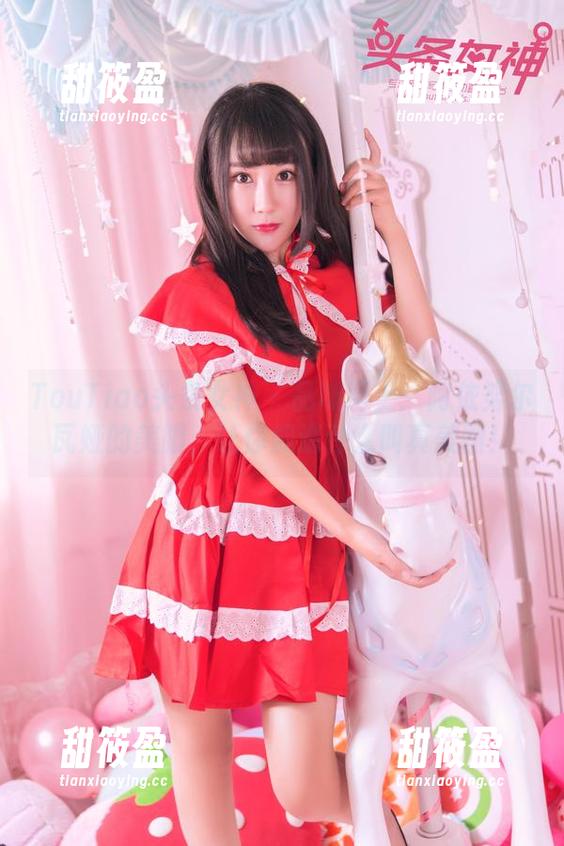 TouTiao头条女神-阿依努尔瓦娅 TouTiao头条女神 - 品味至上:阿依努尔瓦娅的美脚,让你知道什么叫真美图!