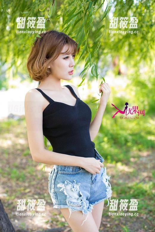 UGirls尤果网 - 旗袍之下，艾小青的写真集藏着多少不为人知的故事