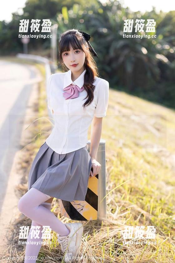 Xiuren秀人网-大橘BBKira Xiuren秀人网 - 从图库到心底:大橘BBKira黑白作品分享,来一起瞧瞧!