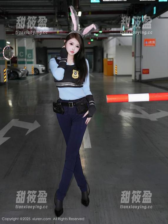 Xiuren秀人网-白洁Bessie Xiuren秀人网 - 白洁Bessie和她的无圣光圣诞图集,光明正大,暧昧藏在角落里!