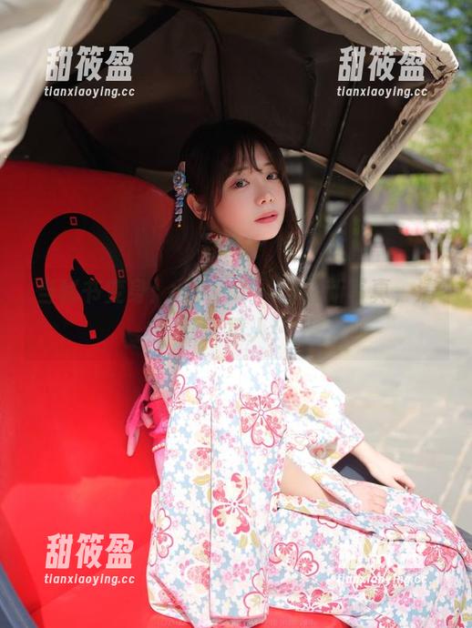 当秘书变身：wuyo(우요)最新写真，清新又撩人！