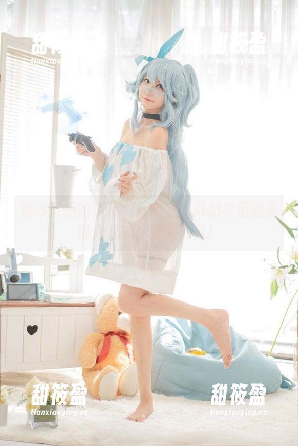 卜呦 婚纱背后的真相:卜呦是如何把衣柜翻成时尚展的!快来下载!