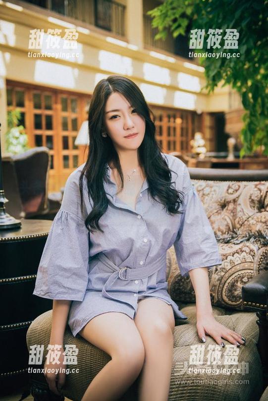 头条女神-梦心玥 头条女神 - 令人晕眩的梦心玥圣诞图包,私房里藏着的故事