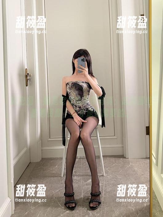 妮是老虎 微密圈 - 妮是老虎的吊带写真:忘掉那些普通资源,这才是你需要的。