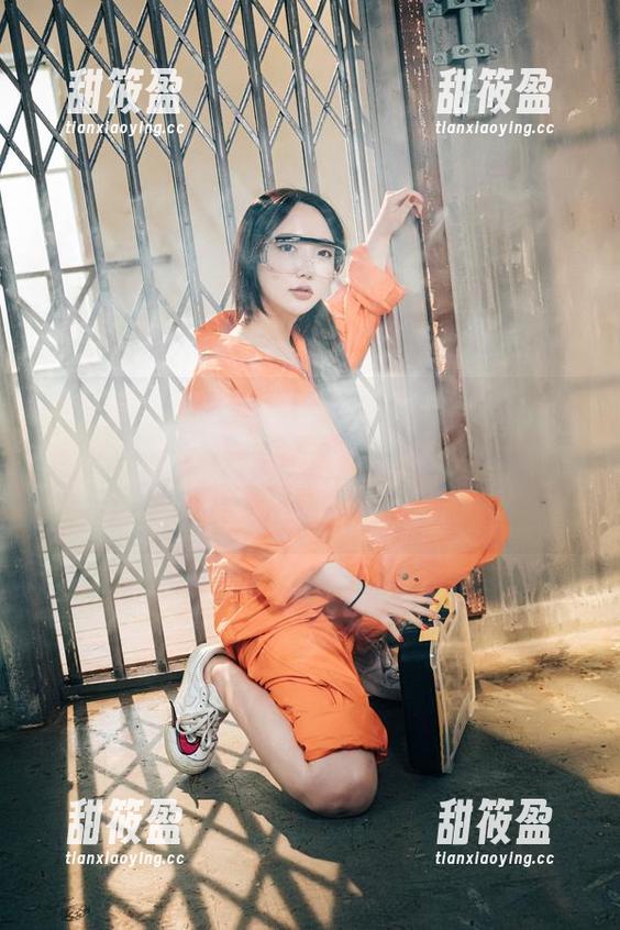这组图集中的孙乐乐(손예은)，真是太会驾驭套装了，简直是‘随便一穿就能吸引目光’的典范。