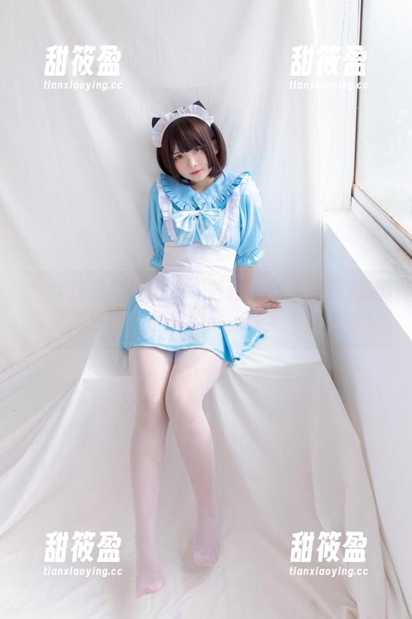 少女秩序 少女秩序打破常规:过膝白丝牛仔短裙的写真集分享,这样的风格简直令人咋舌!