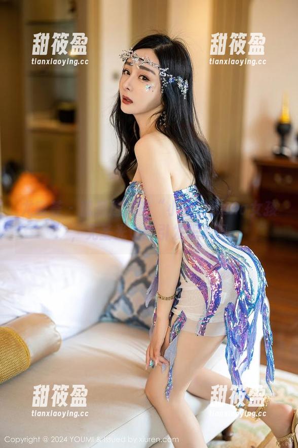 尤蜜荟-小海臀Rena 尤蜜荟 - 就是这样的“小海臀Rena女孩”,无圣光也能引发想象啊。