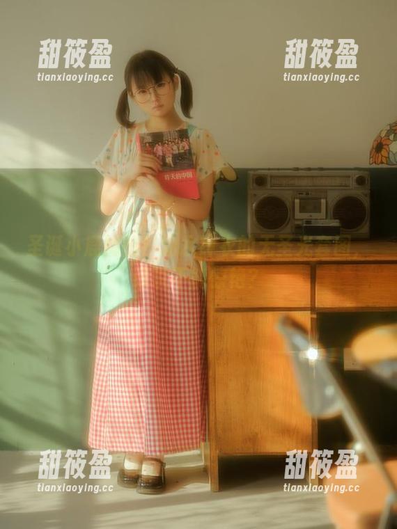 幼水铃衣 圣诞小鹿降临!幼水铃衣的无圣光套图,谁说不能惊艳?