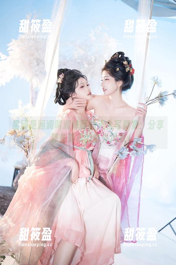 星澜是澜澜叫澜妹呀 星澜是澜澜叫澜妹呀的天台写真集:分享那些隐藏的窗外风景
