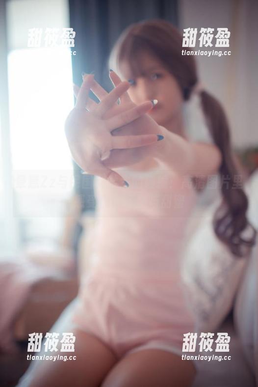 晕崽Zz 晕崽Zz与民国女学生的碰撞:高清图片里感受那份轻盈与甜蜜
