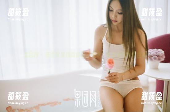果团网-莫雅淇 果团网 - 在图库里找到你的空姐梦:莫雅淇的写真世界