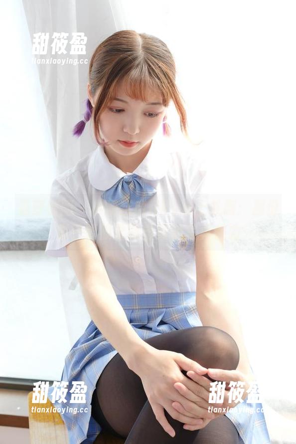森萝财团-小奶糕Milky 森萝财团 - 小奶糕Milky披上礼服:那份似乎要被蠢萌击败的写真魅力