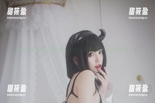 清颜颜子 这一组高清圣诞,清颜颜子的cos真让我忍不住想要模仿一番!