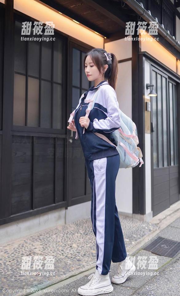 秀人网-Elise谭晓彤 秀人网 - 资源分享?来看Elise谭晓彤的空姐瞬间,太上头了!