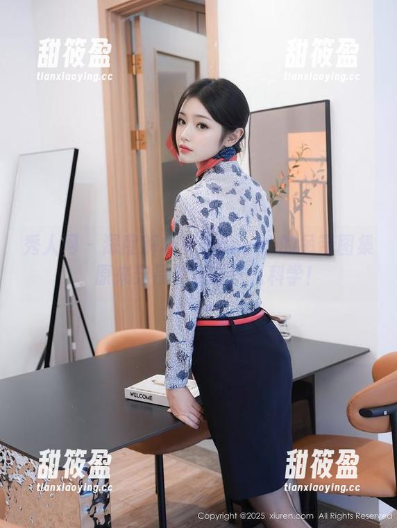 秀人网-安然anran 秀人网 - 深度解析安然anran的吊带图集,原来穿吊带也能这么科学!