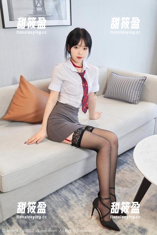 秀人网-小逗逗 秀人网 - 一探究竟,小逗逗的裸足精选图包,随时让你心动!