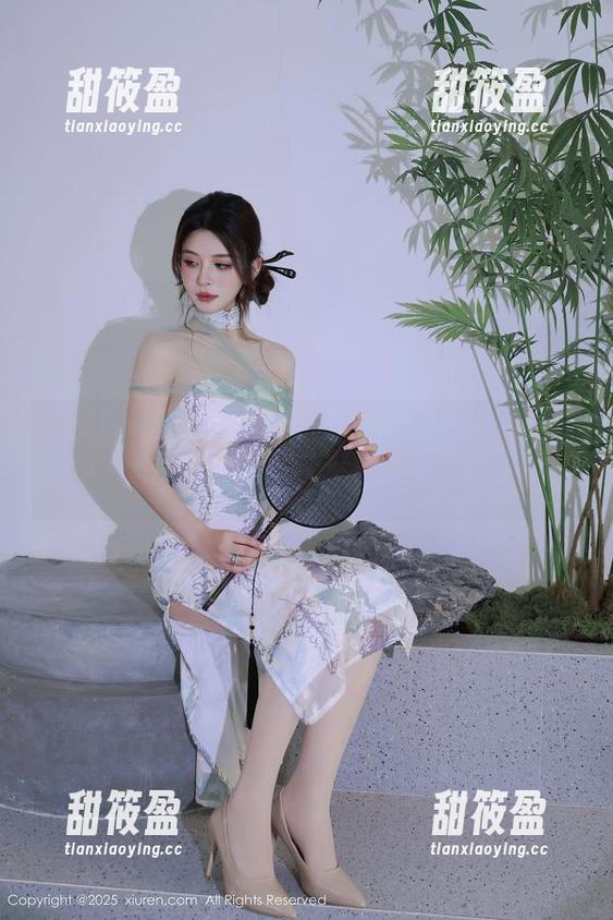秀人网-程程程 秀人网 - 黑色调调来袭,程程程全套下载,一不小心就成了网红的我!