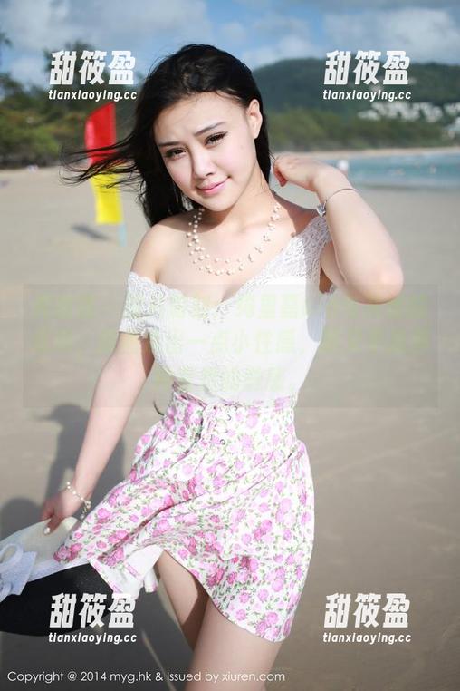 美媛馆-绮里嘉ula 美媛馆 - 图片时刻:绮里嘉ula与灰丝的缥缈,原图透出一点小性感,却又不是那种直接的触感。