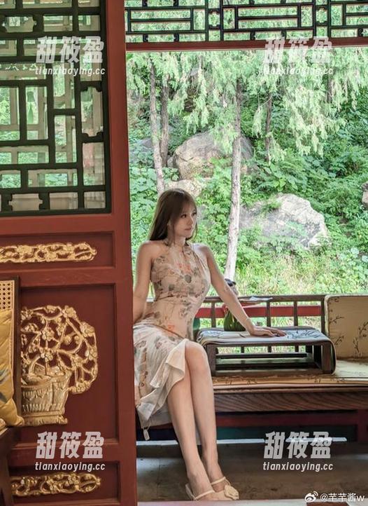 芊芊酱w 原图大揭秘!芊芊酱w的厨娘其实还有另一面,快来围观!