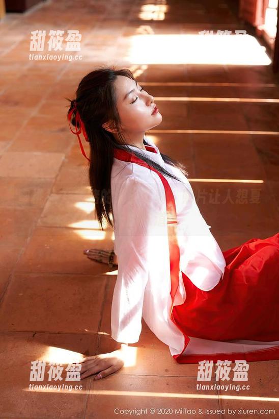 蜜桃社-美绪 蜜桃社 - 美绪的海边写真,照片让人想夏天的味道