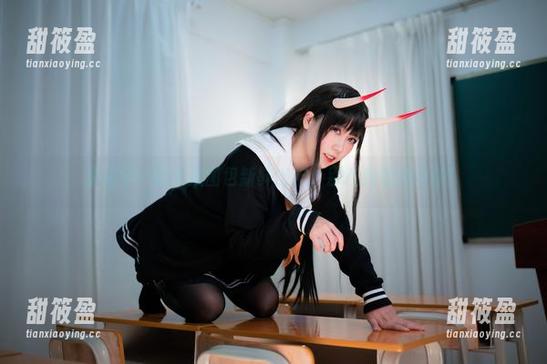 里见年一 里见年一的女孩图包新鲜出炉,别怪我没告诉你!